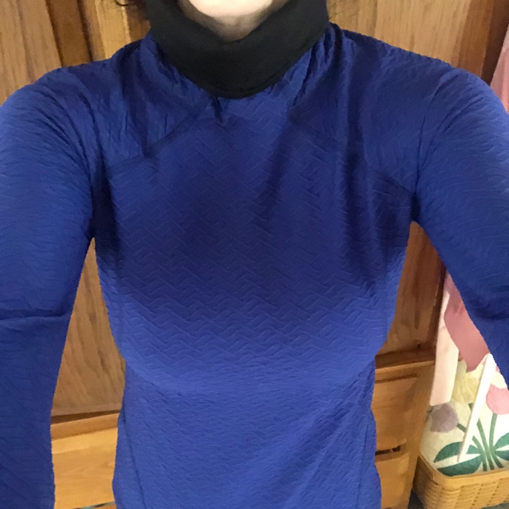 LUCY LEAN LOOK SATINY SOFT PULLOVER FUNNEL NECK W/THUMBHOLES - Picture 4 of 12